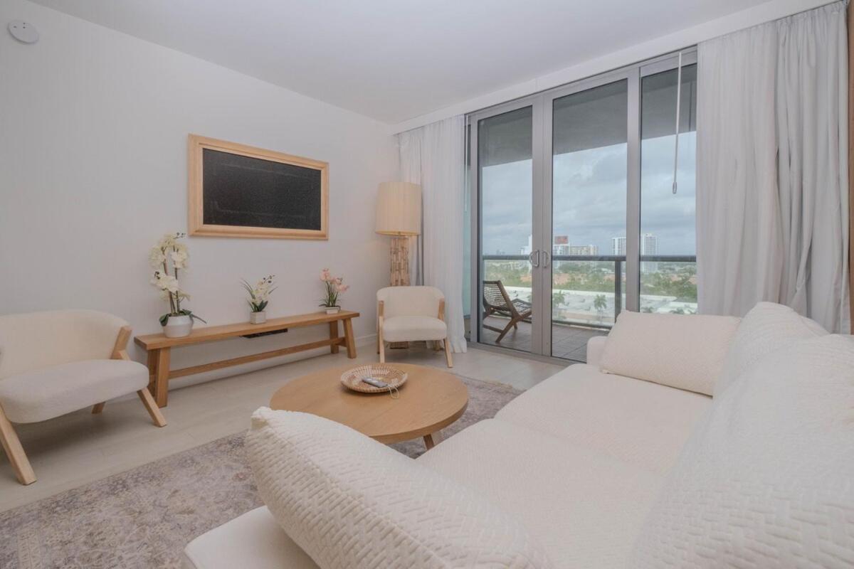 2B 2B Luxury Ocean Views Apt In Hallandale Beach Apartment Exterior photo